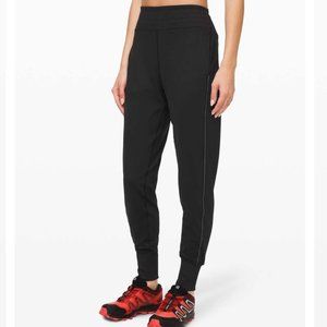 Lululemon Flurry Up High-Rise Jogger Tech Fleece Lined Black 2019 W5CG3S Size 14